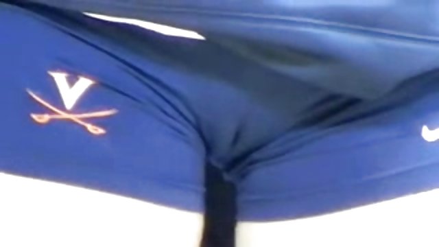 Порно Онлайн Без Регистрации Негр с большим членом жарко трахает бабу на оргии