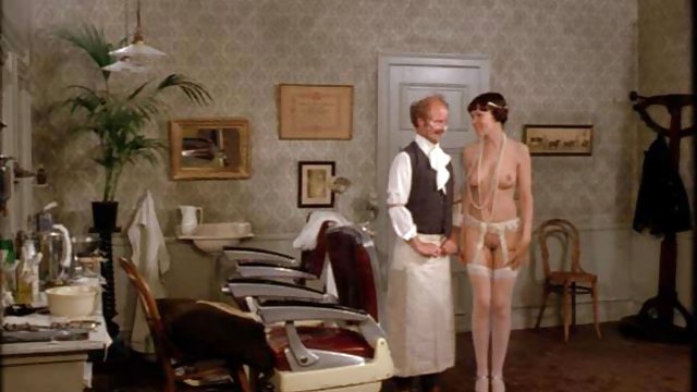 Порно Онлайн Без Регистрации Женщина полицейский и ее грязная мастурбация на камеру