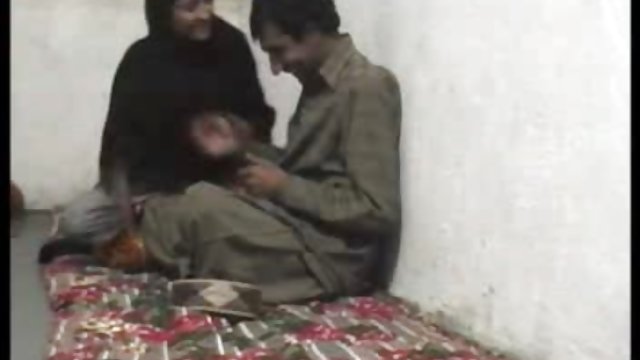 Порно Онлайн Без Регистрации Мексиканская девушка разрешила парню войти в свою попку