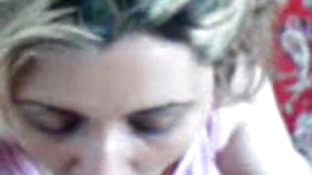 Порно Онлайн Без Регистрации Все желающие девки могут отсосать у стриптизеров на вечеринке