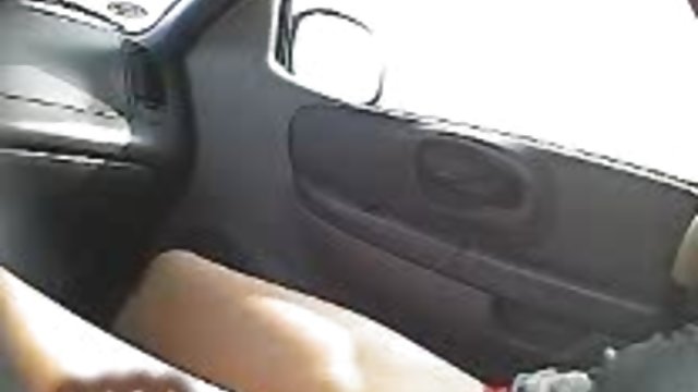 Порно Онлайн Без Регистрации Супруга дошла до ручки и стала мастурбировать на полу