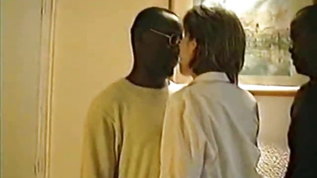 Порно Онлайн Без Регистрации Проститутка профессионально обслуживает своих клиентов зная все их пристрастия