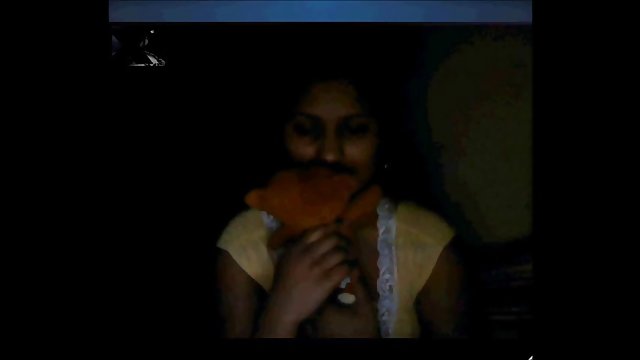 Порно Онлайн Без Регистрации Татуированная красотка ублажает толстый член парня глоткой и киской