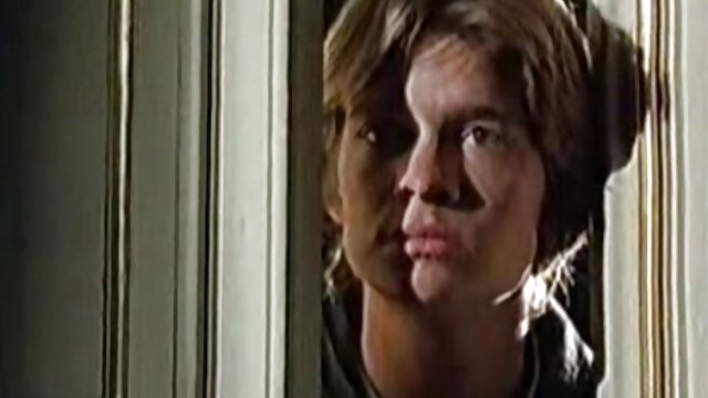 Порно Онлайн Без Регистрации Домашний отсос для собственного мужа от умелой супруги