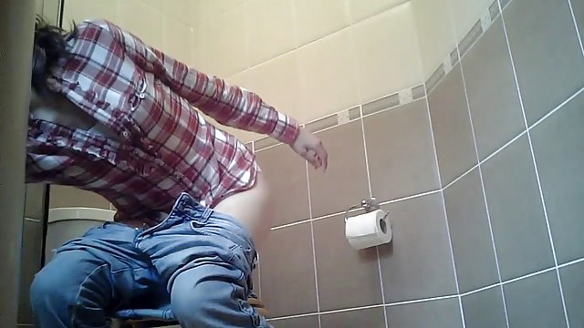 Порно Онлайн Без Регистрации Девушки–заключенные отдаются многочисленным надзирателям