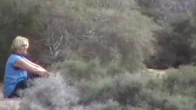 Порно Онлайн Без Регистрации Парни жестко обошлись с одной единственной девкой