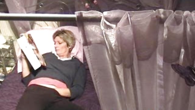 Порно Онлайн Без Регистрации Чумовая групповая оргия со своим неповторимым фетишем и экстримом