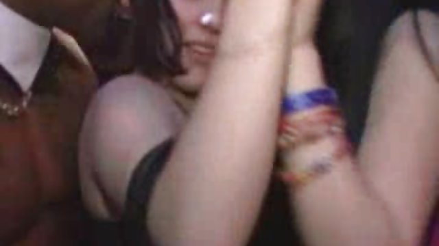 Порно Онлайн Без Регистрации Джулия любит и анальный хардкор и вибраторы и двойное проникновение