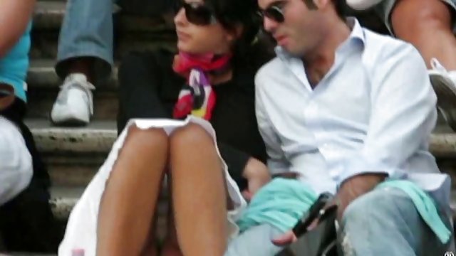 Порно Онлайн Без Регистрации Паренек завалил подругу на кухонный пол и давай ее иметь