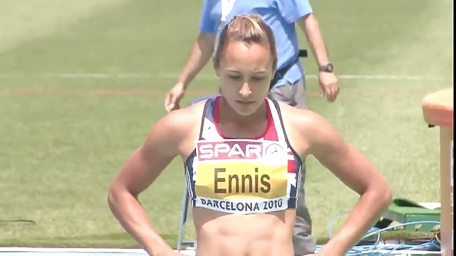 Порно Онлайн Без Регистрации Британская порно-модель Саша Кейн с наслаждением мастурбирует свою киску