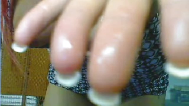 Порно Онлайн Без Регистрации Молодая красавица Анита Перл принимает душ и ласкает свою бритую киску