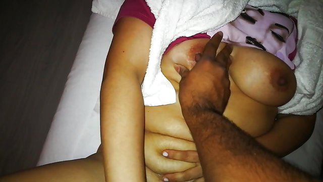 Порно Онлайн Без Регистрации Секретарша в белых чулках ебется в бритую письку с коллегой