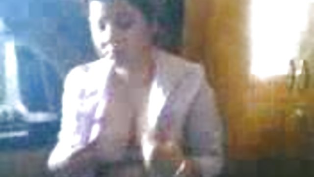 Порно Онлайн Без Регистрации Симпатичная девица мутит минет с заглатыванием спермы