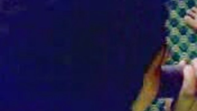 Порно Онлайн Без Регистрации Домашняя пухленькая дамочка пишет своё любительское порно видео