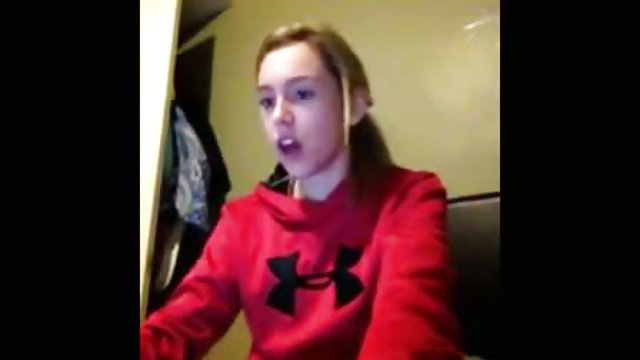 Порно Онлайн Без Регистрации Секретарша грязно мастурбирует на своем рабочем столе