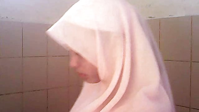 Порно Онлайн Без Регистрации Блондинистая леди оседлала шоколадный фаллос пошлого агента