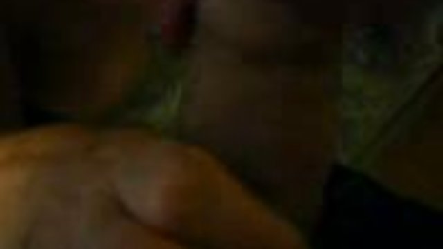 Порно Онлайн Без Регистрации Две жопастые порно актрисы соревнуются кто лучше подставляется под хуй