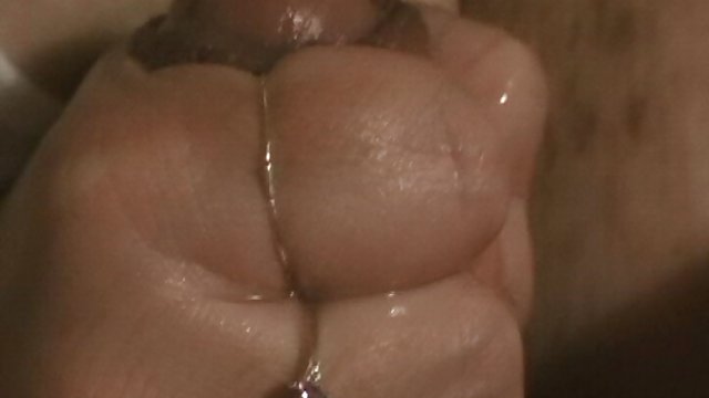 Порно Онлайн Без Регистрации Сучку приняли в закрытый клуб за анальную еблю после ужина