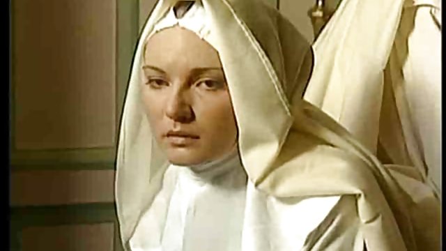 Порно Онлайн Без Регистрации Молодая куколка лижет очко парню перед жестким сексом