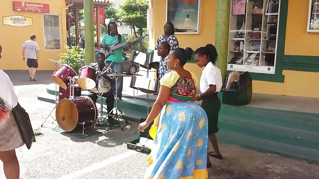 Порно Онлайн Без Регистрации Домохозяйка сверх бурно кончает от гигантского дилдо