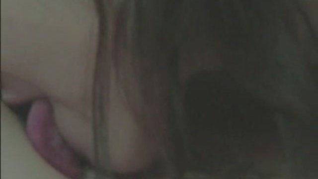 Порно Онлайн Без Регистрации Чувак постарался быстро завалить сучку на диван