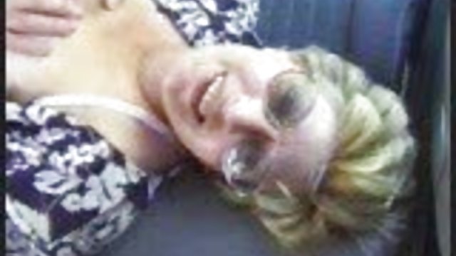 Порно Онлайн Без Регистрации Замужняя блондинка трахается в пизду со спермой внутрь