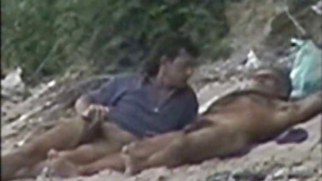 Порно Онлайн Без Регистрации Негритянка увеличила размер сисек ради будущей дрочки члена