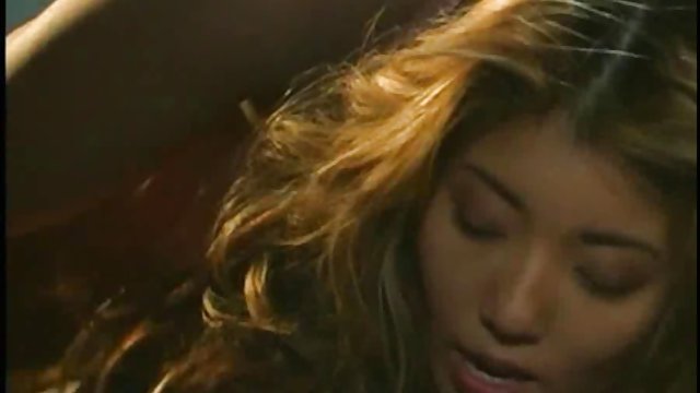 Порно Онлайн Без Регистрации Порно звезда показала свой плотоядный отсос на искусственном хере