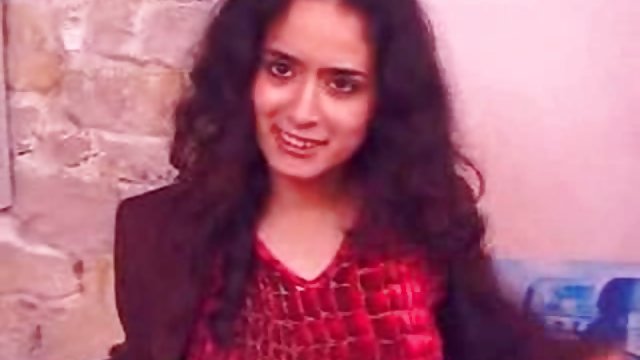 Порно Онлайн Без Регистрации Две лесбиянки занимаются нежным оральным сексом в гостиной