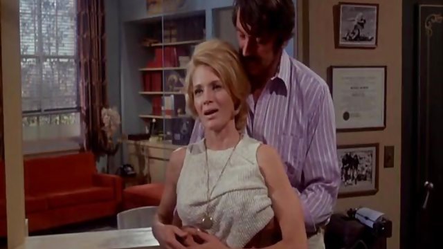 Порно Онлайн Без Регистрации Толстушка рада парню восторгающемуся ее формами