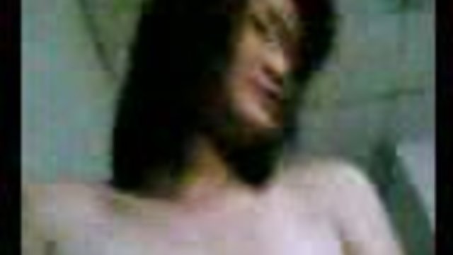 Порно Онлайн Без Регистрации Сучка с худым телом трахается с любовником перед мужем