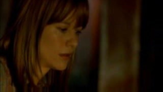 Порно Онлайн Без Регистрации Волосатая женщина занимается анальным сексом в спальне