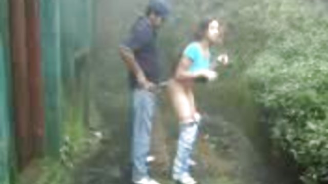 Порно Онлайн Без Регистрации Опытные телки против большого фалоса