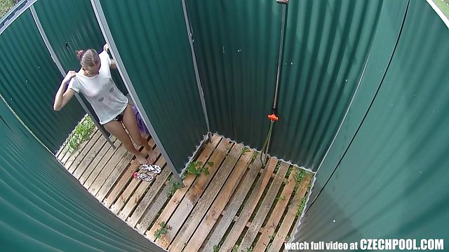 Порно Онлайн Без Регистрации Молоденькую азиатку бурит большой хер чувака